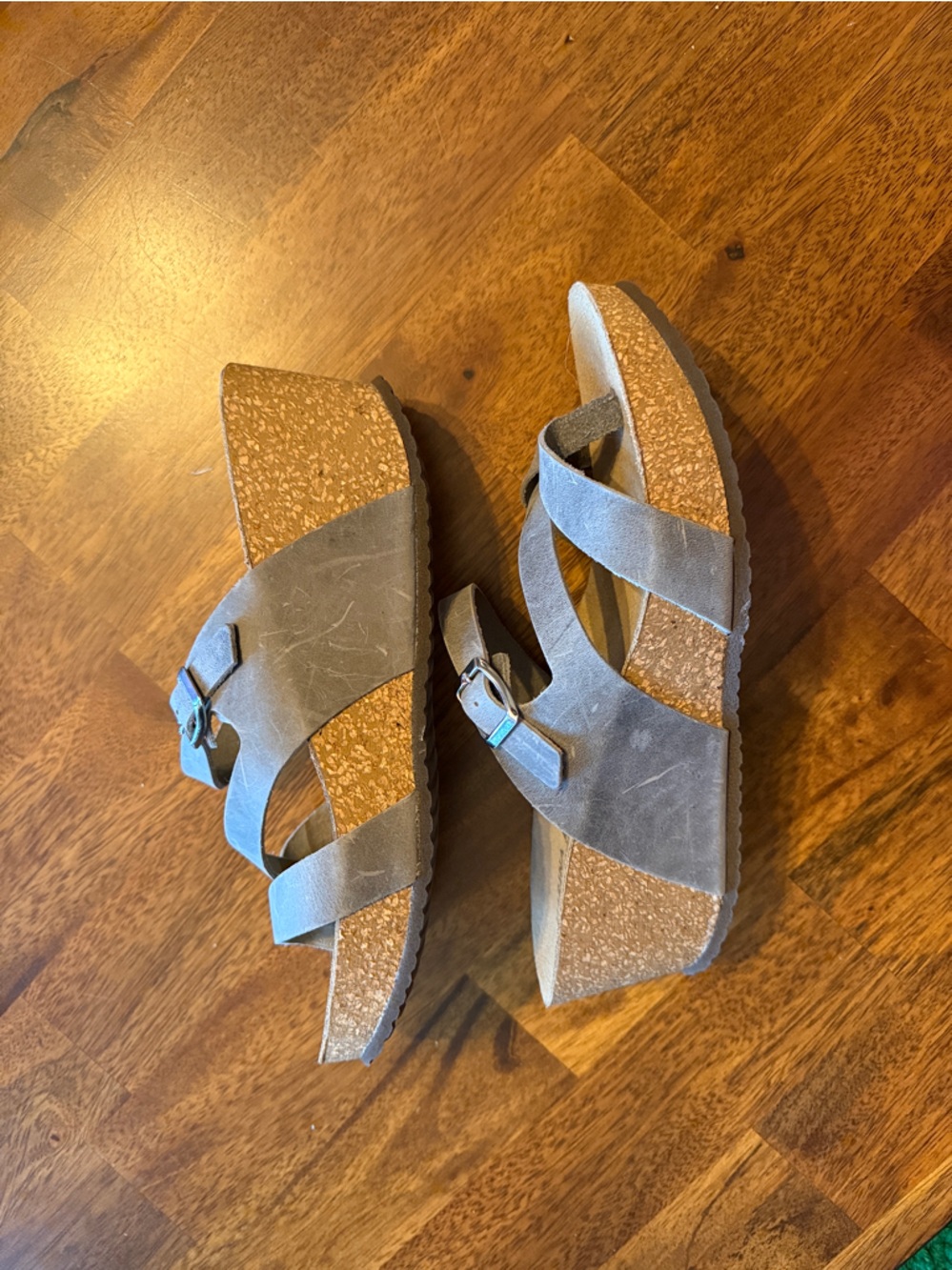 Marina Luna Taupe Strappy Toe-Loop Sandals with Buckle *LIKE NEW* - Picture 2 of 6